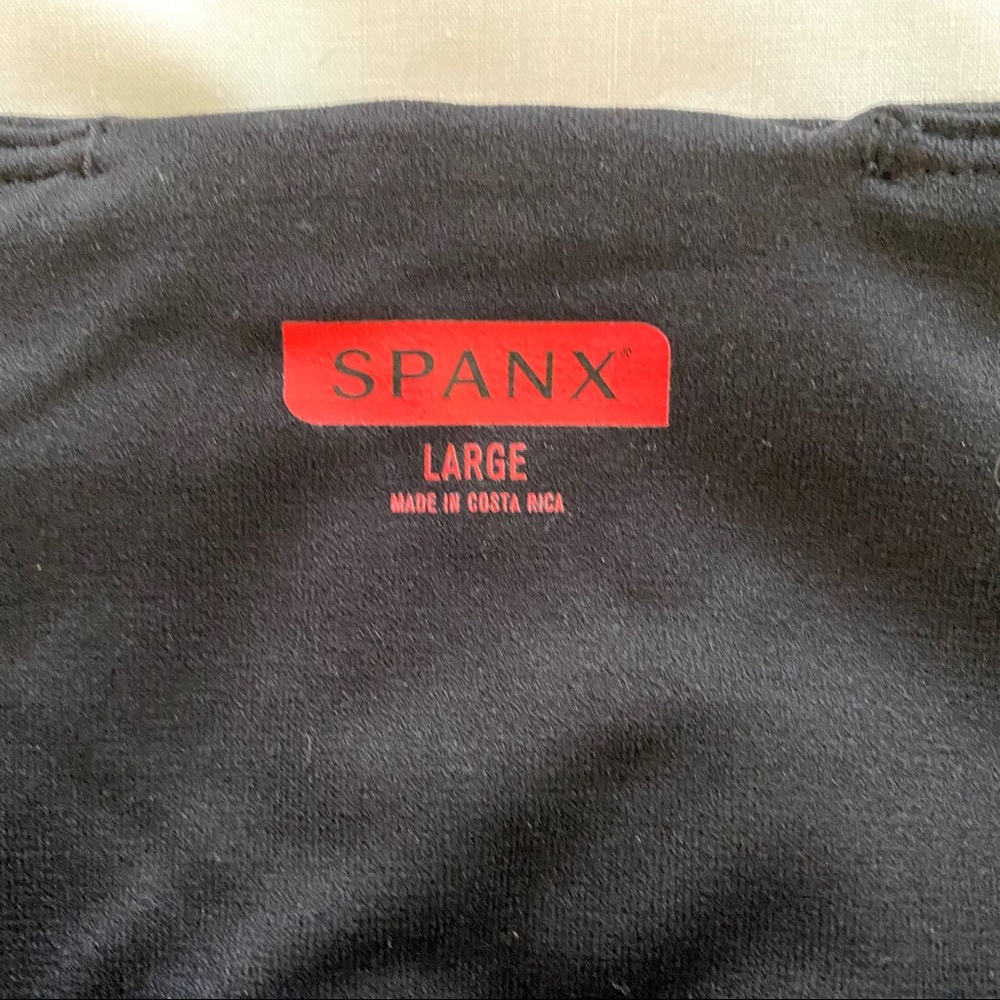 SOLD! 💚Spanx On The Go Pants - Picture 6 of 8